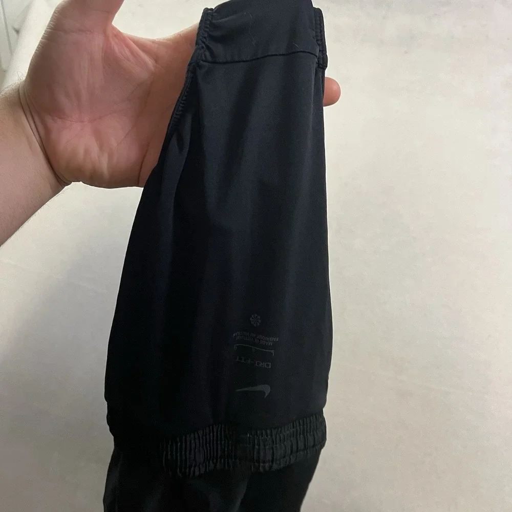 Nike Dri-FIT Running Shorts Big Girls L Athletic Performance 848196-010 Tempo